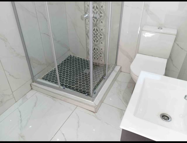 3 BEDROOM HOUSE FOR SALE IN BLUFF